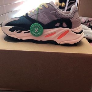 Yeezy 700